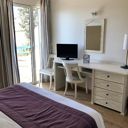 Mediterranee Hotel 3*