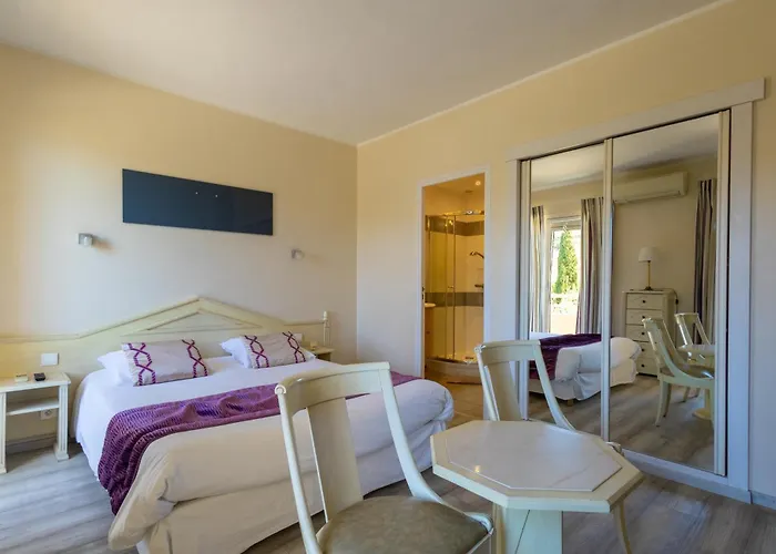 Hotel Méditerranée Le Lavandou