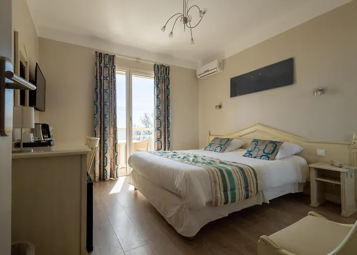 Hotel Méditerranée Le Lavandou