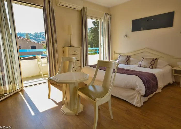 Méditerranée Hotel 3*