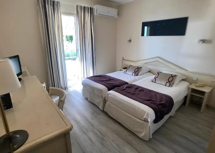 Méditerranée 3* Le Lavandou