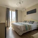 Hotell Mediterranee Le Lavandou