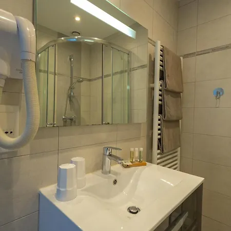 Méditerranée 3* Le Lavandou